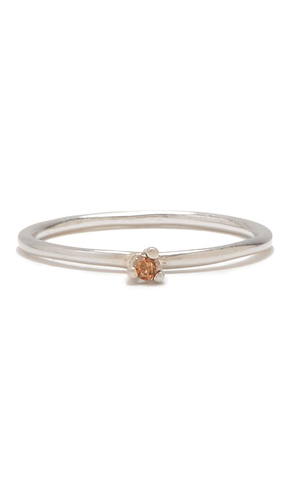 simple gold diamond ring